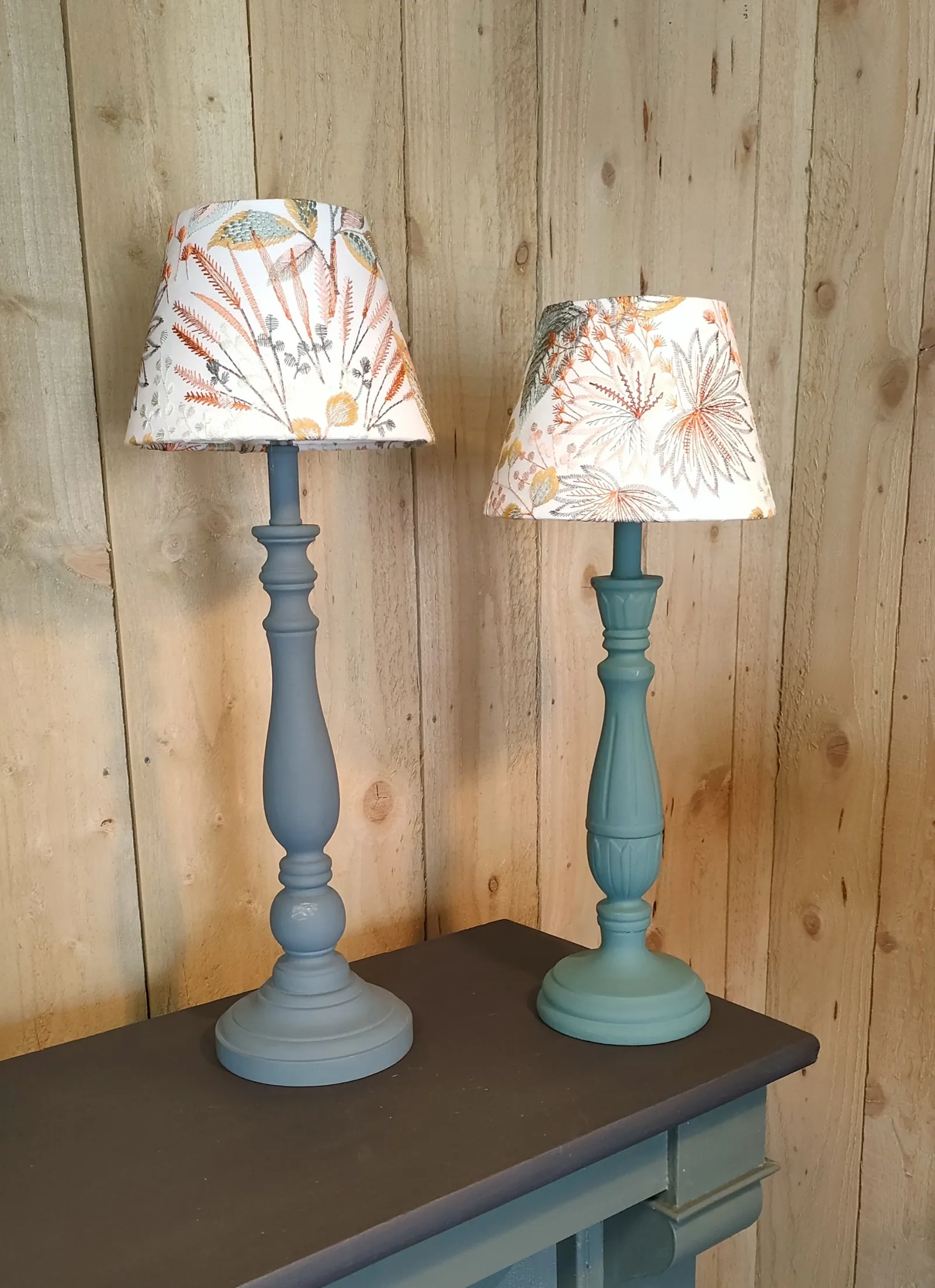 deux abatjour colorés